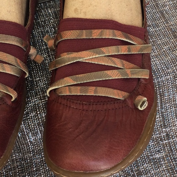 Camper woman’s size 8 burgandy 👞 shoes - Picture 3 of 6